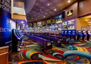 aturan-dan-batasan-penggunakan-ponsel-didalam-casino