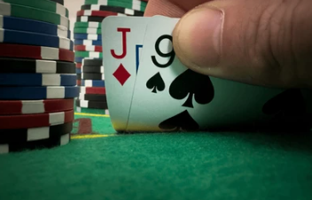 faktor-yang-membuat-casino-jadi-hobi-banyak-orang